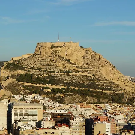 Charming Downtown Skyscrapper Alicante
