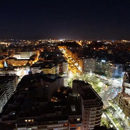 Charming Downtown Skyscrapper * Alicante