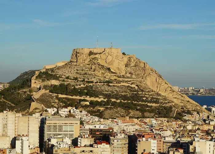 Charming Downtown Skyscrapper Alicante